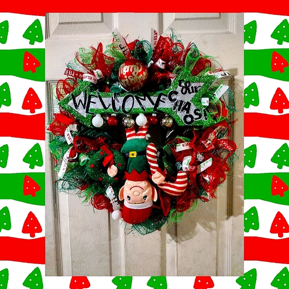 Holiday wreaths - Picture 9 of 12